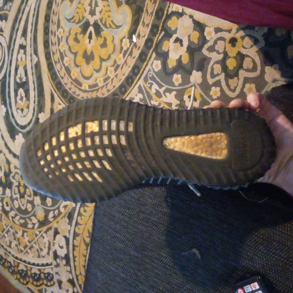 Adidas Yeezy Boost 350 v2 blacks sz 11 - Picture 11 of 11